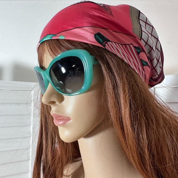 Preloved Authentic Dolce & Gabbana 8083 Turquoise/Gray Gradient Sunglass… - Picture 4 of 17